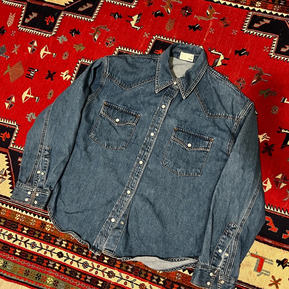Aritizia Wilfred free Denim Button-Up Shirt